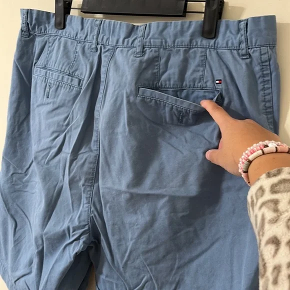 Tommy Hilfiger Blue Grey 9.5" Bermuda Twill Flat Front Chino Shorts Size 36 - Picture 5 of 7
